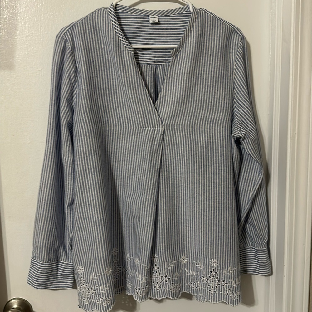 Old Navy Cotton Blouse (Large)